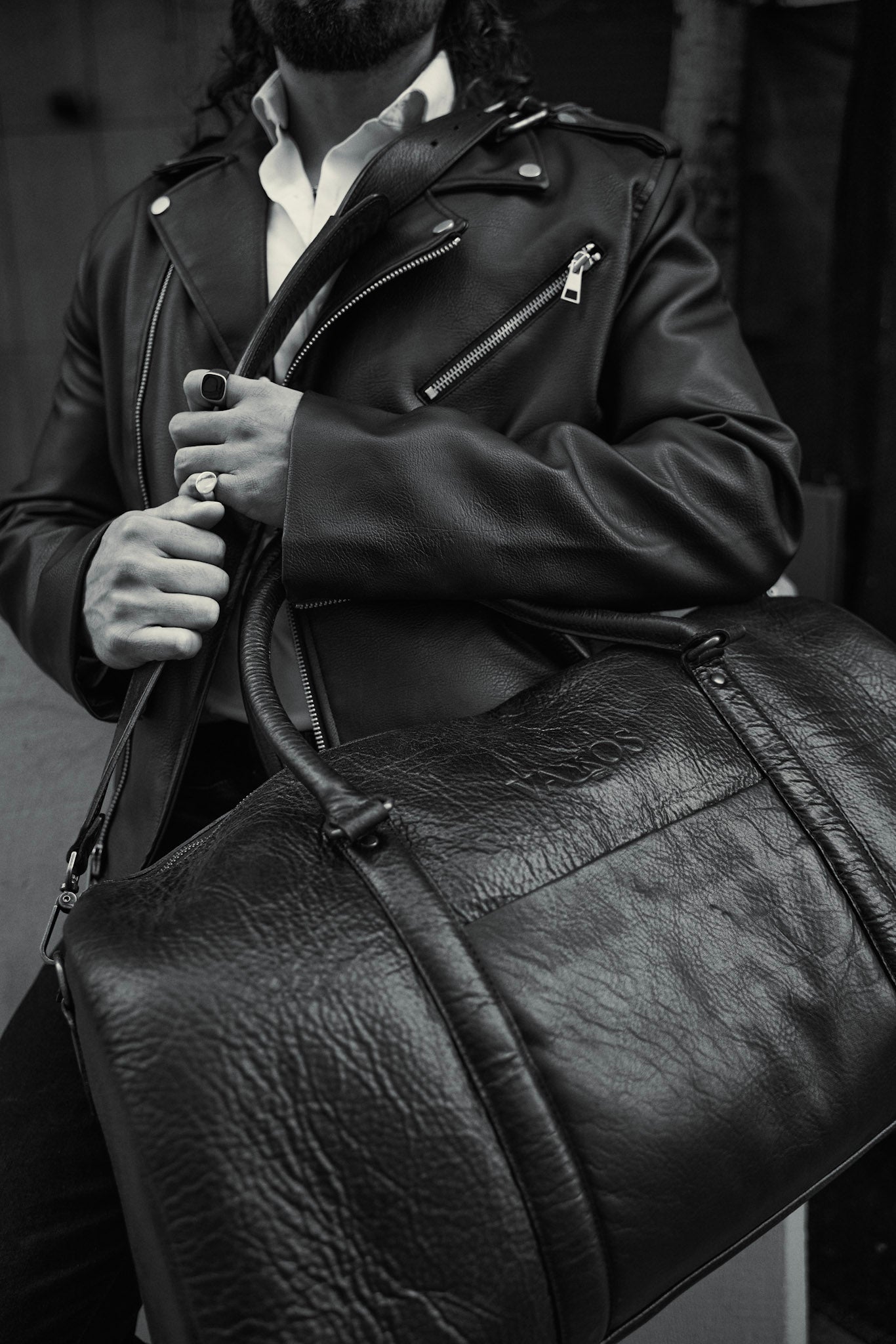 El Versátil - Black